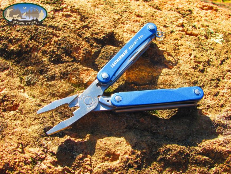 LEATHERMAN SQUIRT PS4 AZUL